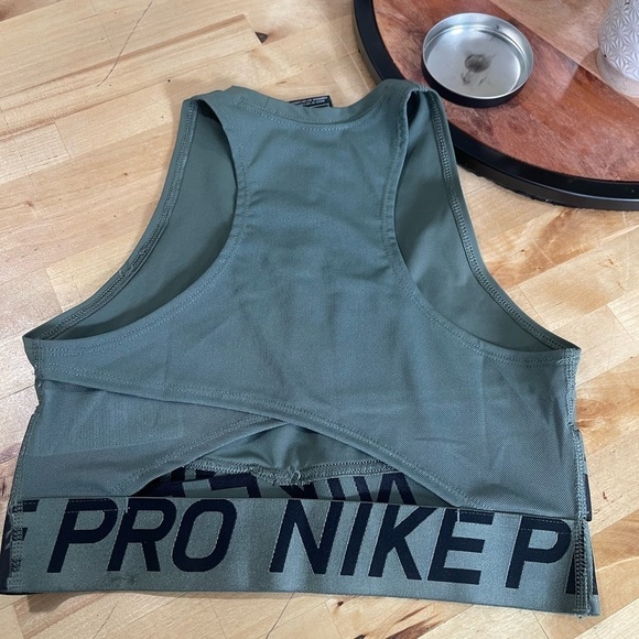 Nike Olive Green Sports Bra - Picture 8 of 9